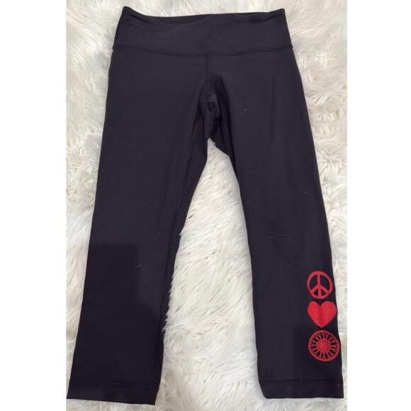 Lululemon Soulcycle Skull Heart Wunder Under Crop Leggings Sz 4 - Picture 2 of 12